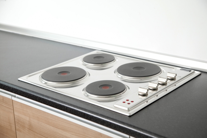 How to Clean an Electric Stove